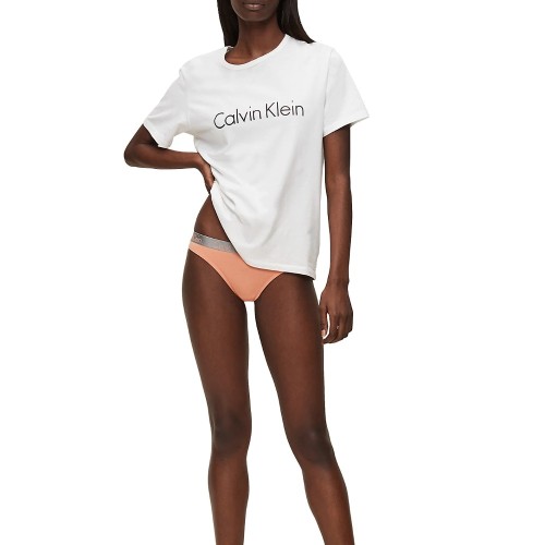 Damskie stringi Calvin Klein Radiant Cotton – Łososiowe